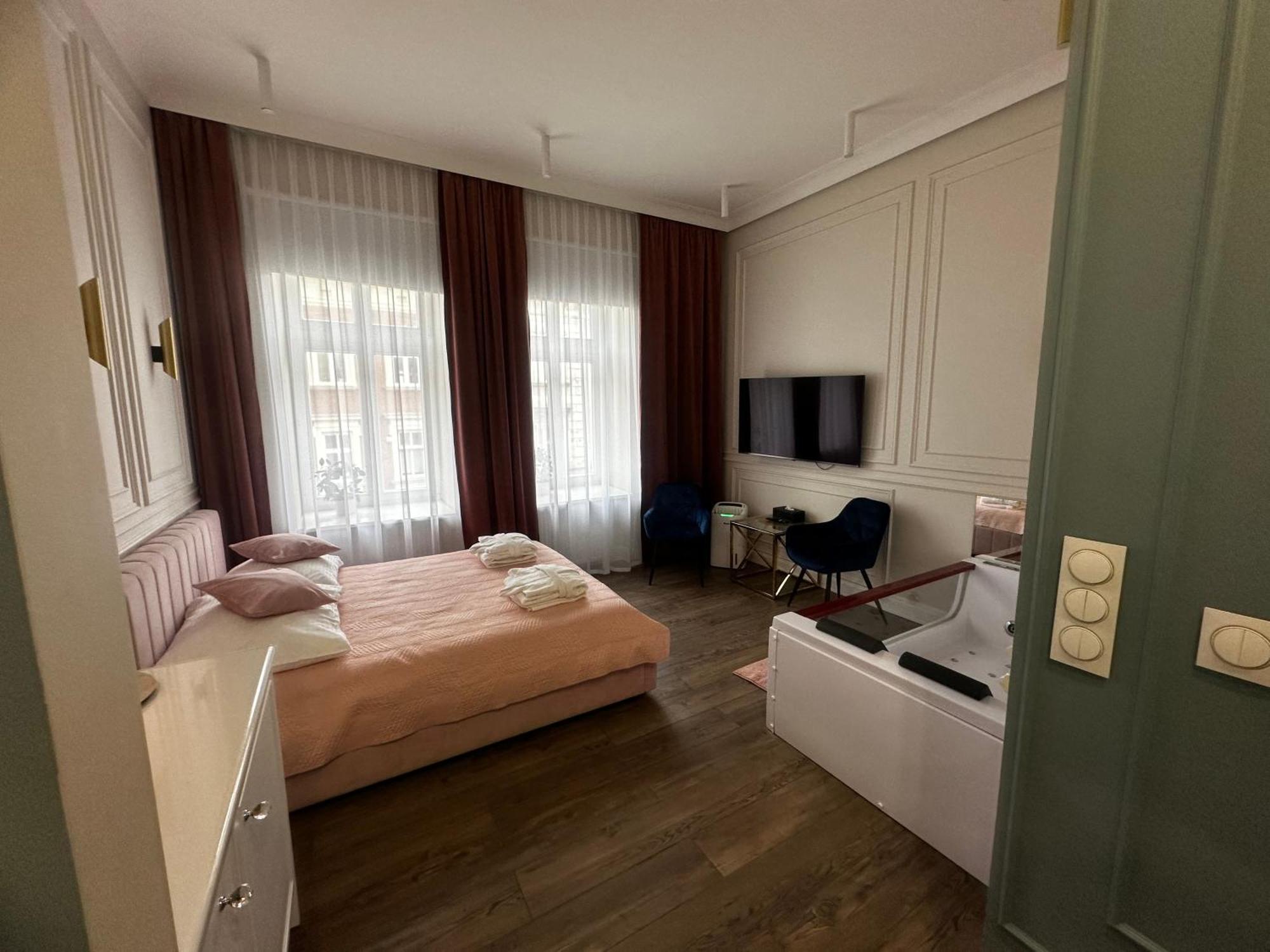 Apartament Glamour Prywatne Jacuzzi Starowislna Krakow Bagian luar foto