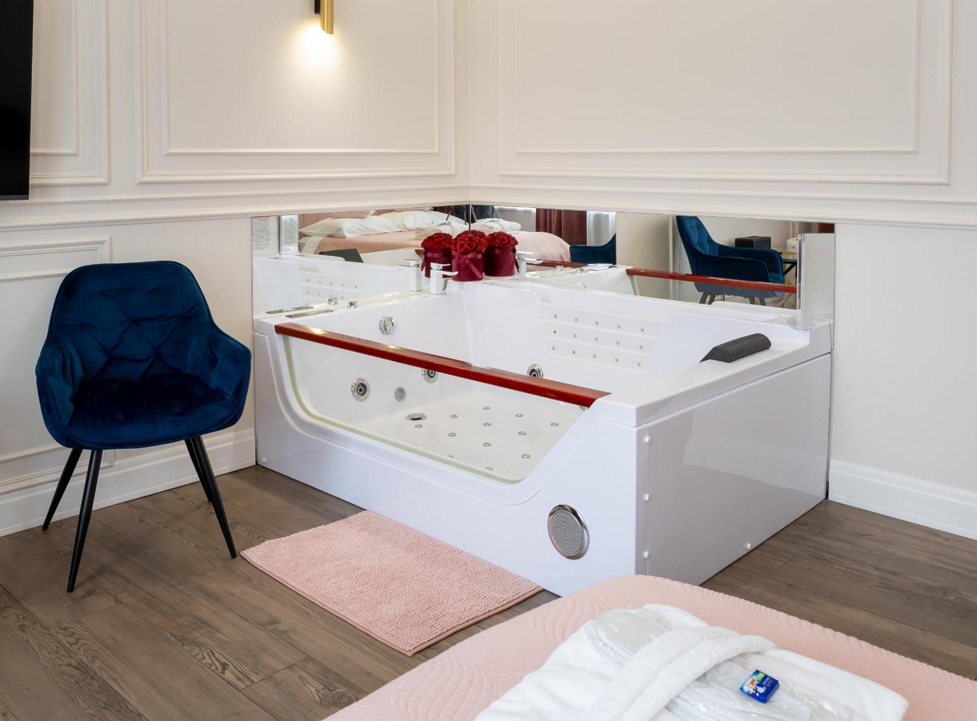 Apartament Glamour Prywatne Jacuzzi Starowislna Krakow Bagian luar foto