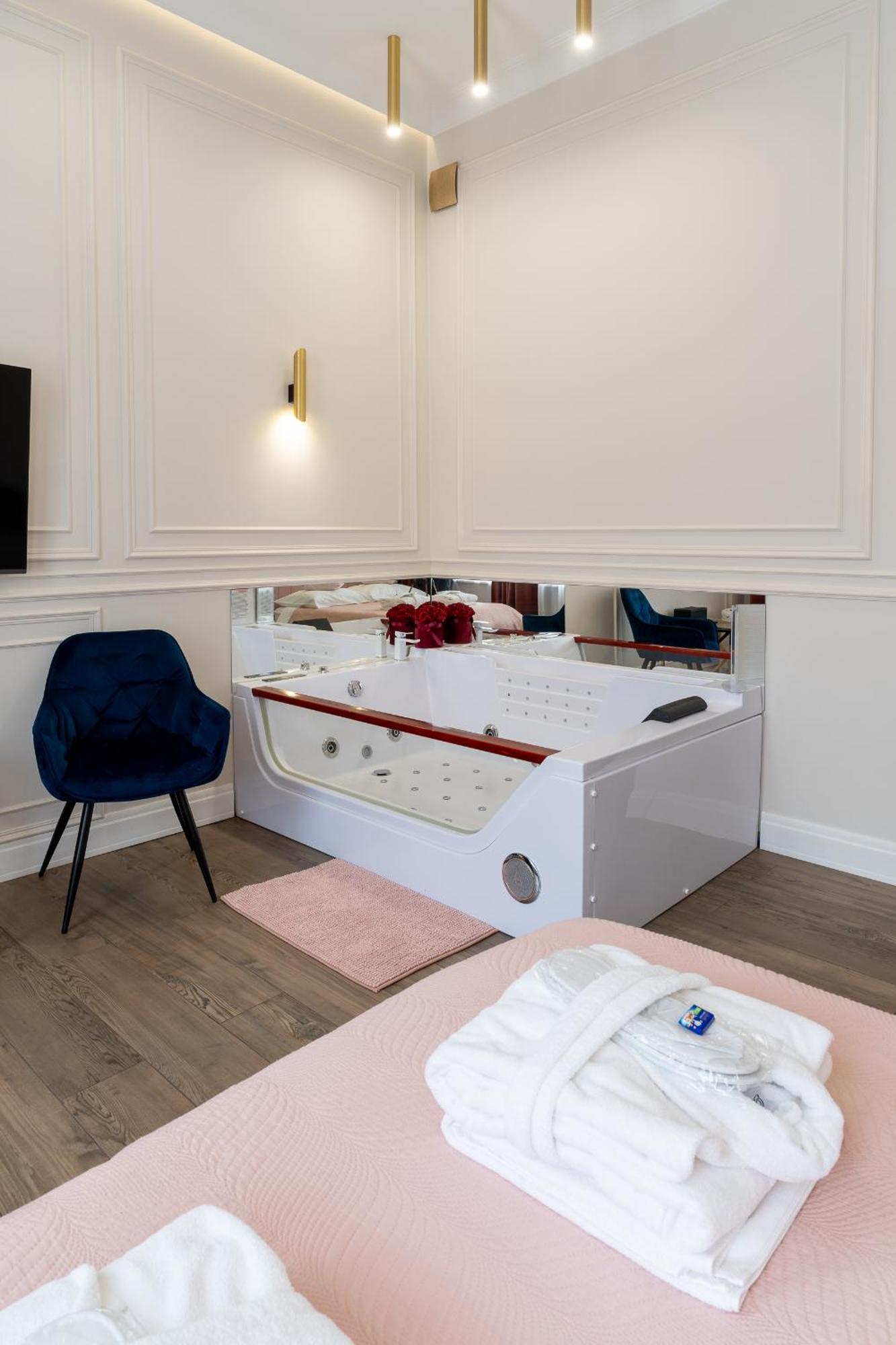 Apartament Glamour Prywatne Jacuzzi Starowislna Krakow Bagian luar foto